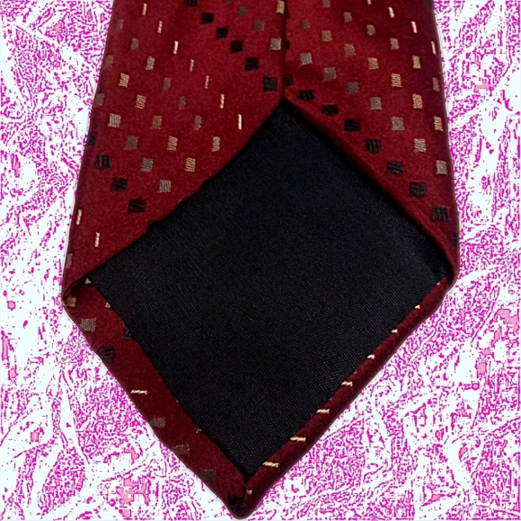 J. Ferrar Vintage Tie 100% Imported Silk Foulard Necktie Red w/Geometric Pattern - Picture 8 of 14